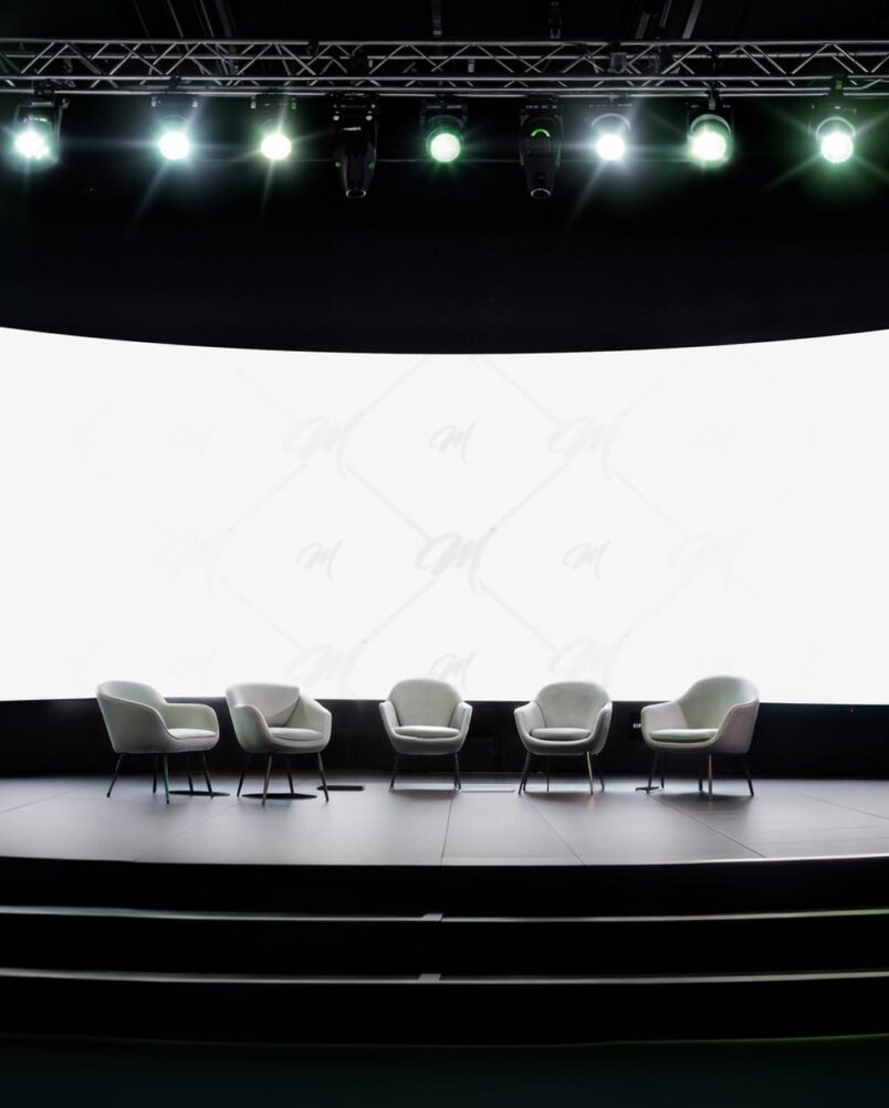 Mockup Telão Curvo Auditório Conferência PSD